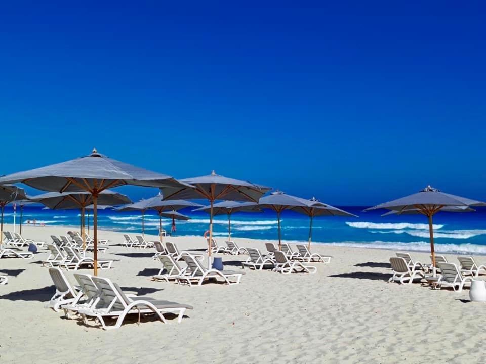 伊砵罗特博格厄尔阿拉巴酒店 伯格埃拉伯 外观 照片 Beach at the Grand Palladium Hotel