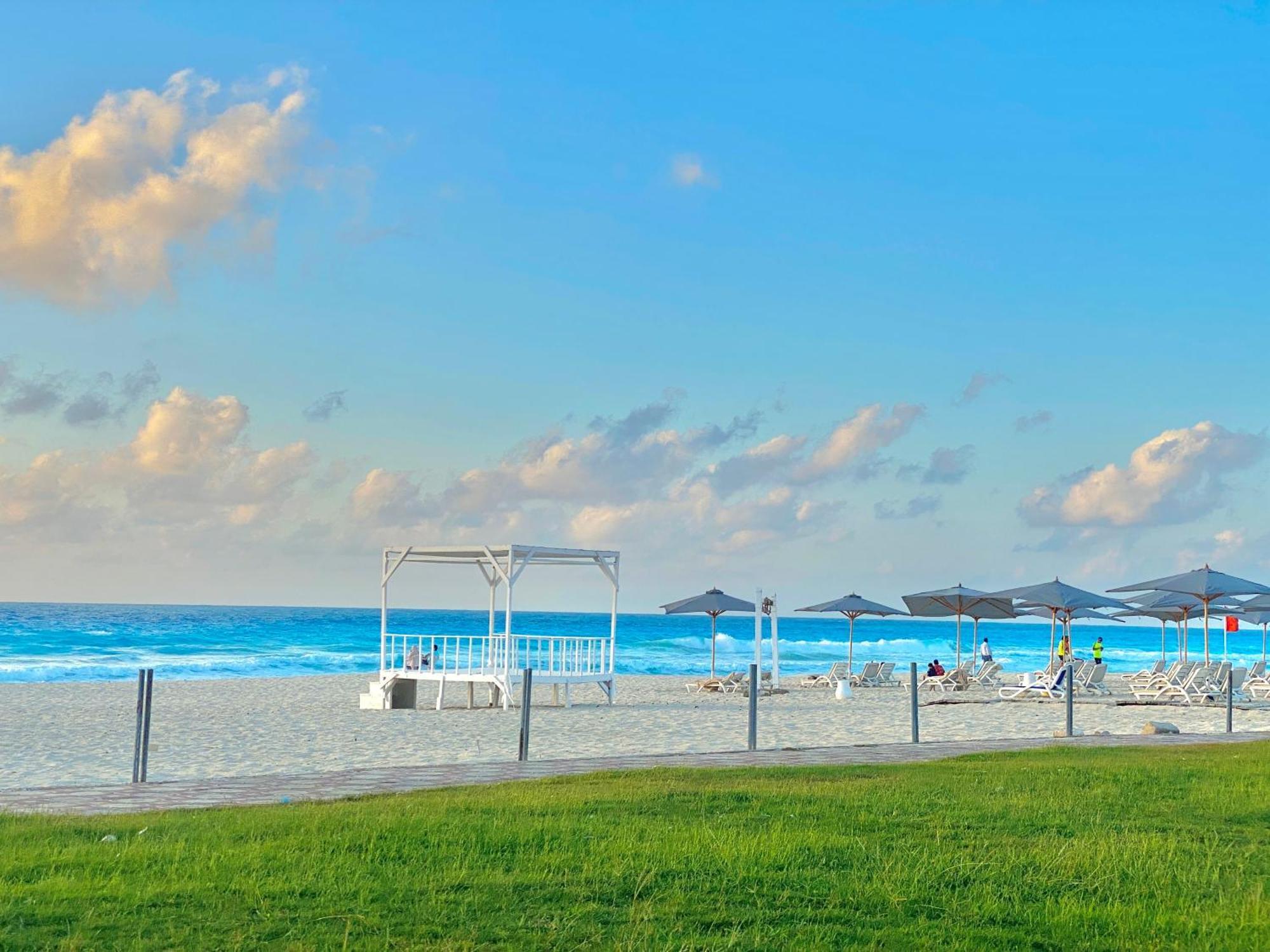 伊砵罗特博格厄尔阿拉巴酒店 伯格埃拉伯 外观 照片 The beach at the Hilton Tel Aviv