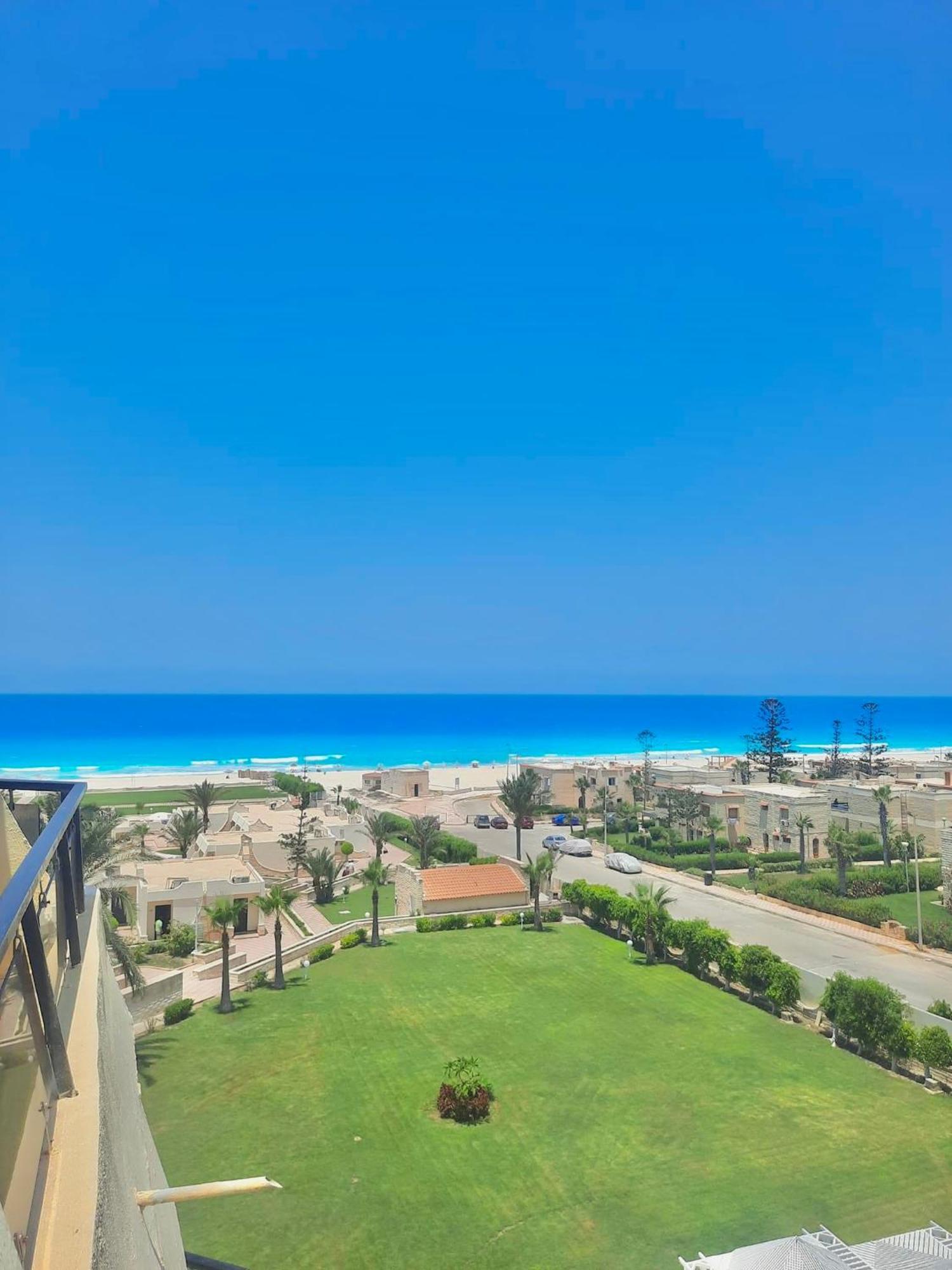伊砵罗特博格厄尔阿拉巴酒店 伯格埃拉伯 外观 照片 View of the Mediterranean Sea from the city